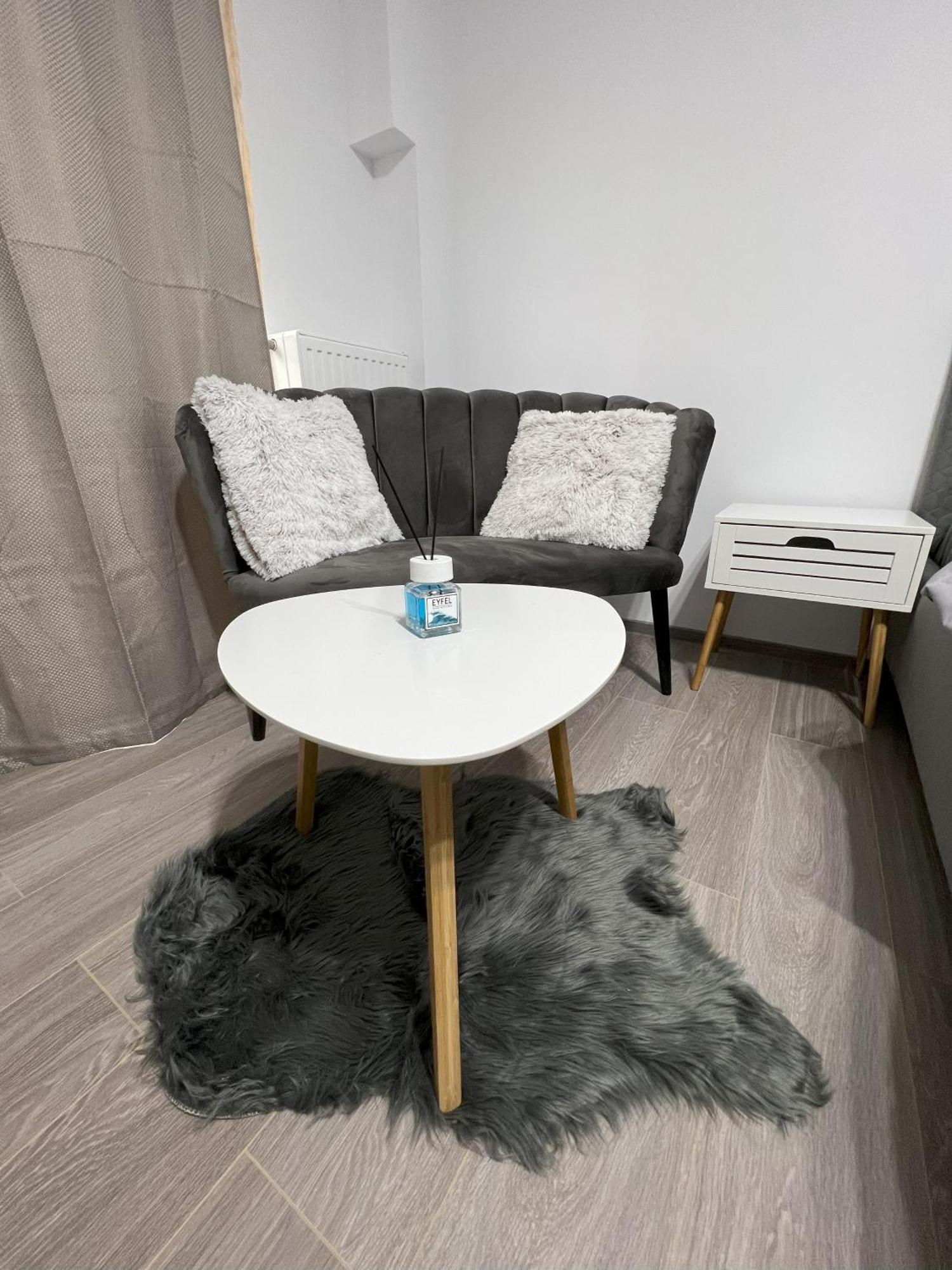 Refined Studio Haven At Exigent Plaza - 08 Букурещ Екстериор снимка